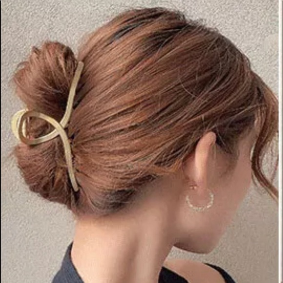 Super Elegant Embellished Hairpin to Enhance your Casual or Night Our Hair look main image 7
